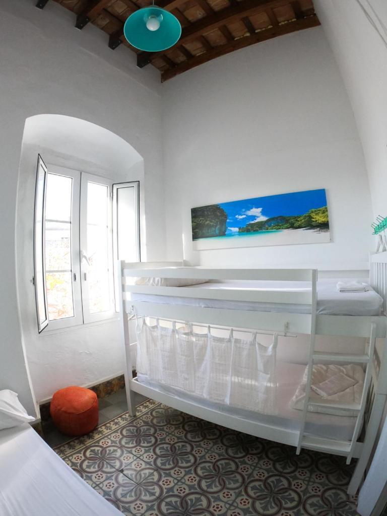 Rebels Hostel&kiteschool Gasthof Tarifa